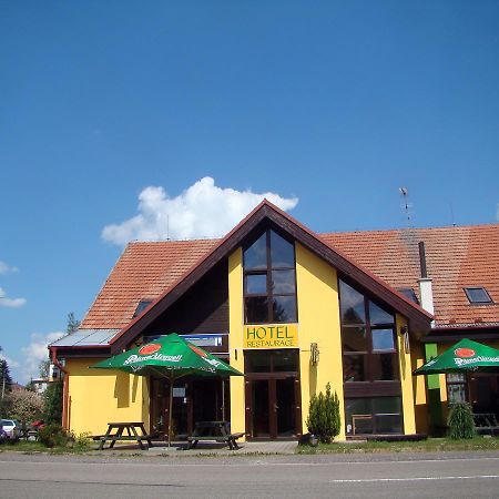 Restaurace Penzion Rafael Dlouha Brtnice Екстер'єр фото
