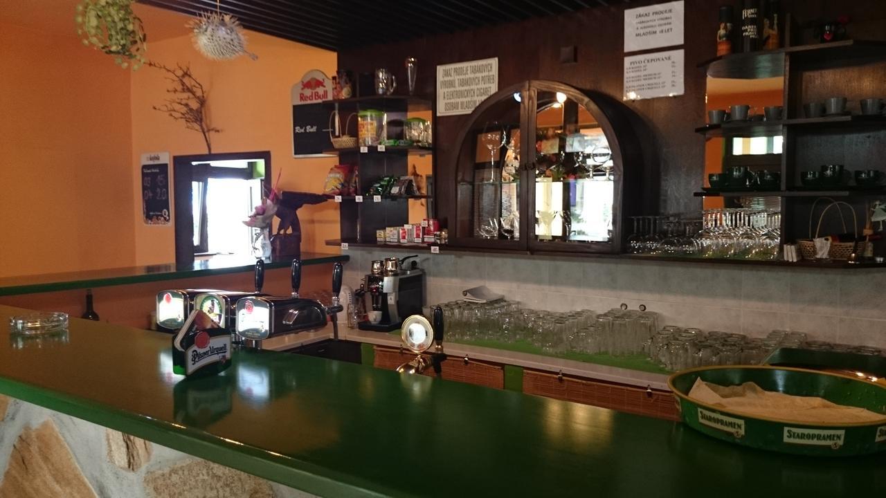 Restaurace Penzion Rafael Dlouha Brtnice Екстер'єр фото